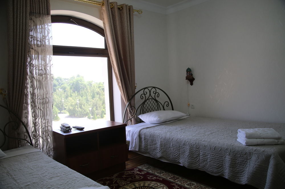 Zilol Baxt Hotel Samarkand Exterior photo